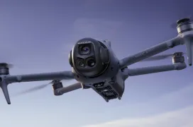 Nuevo dron DJI Mavic 4 Pro con triple cámara y estabilizador de 360º