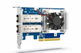 La tarjeta PCIe QNAP QXG-10G2SF-NXE ofrece dos puertos SFP+ de 10 GbE