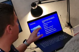 Qualcomm nos muestra su NPU dedicada integrada en el Dell Max Pro Plus.