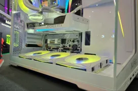 Triple cristal templado en la nueva torre XPG INVADER X Elite de ADATA