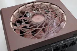 La fuente Seasonic PRIME PX HPD Noctua Edition integra el nuevo ventilador NF-A12x25 G2 junto a una carcasa personalizada