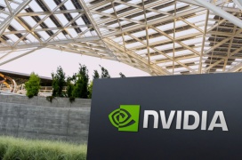 NVIDIA descarta integrar puertas traseras o interruptores de seguridad en sus GPU ante la presión de varios legisladores en EE.UU. y otros países