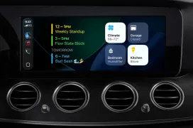 CarPlay en iOS 26 permitirá reproducir vídeos desde aplicaciones en la pantalla del coche