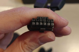 Se funde un conector 12VHPWR por primera vez en una AMD Radeon RX 9070 XT