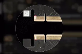 ASUS prueba en una placa base un conector PCIe para GPU que ofrece hasta 250 W