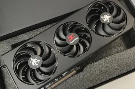 Un usuario consigue un 25% de rendimiento extra añadiendo el firmware de la AMD Radeon RX 9070 XT en un modelo no XT