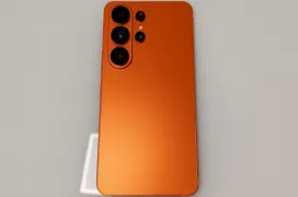 El Galaxy S26 Ultra apunta a un nuevo acabado naranja brillante que marcaría un cambio estético en la próxima generación de Samsung