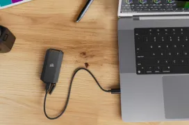 Corsair refuerza su gama de SSD portátiles con la EX400U SURVIVOR USB4 y la EX300U magnética: velocidad, resistencia y diseño en movimiento