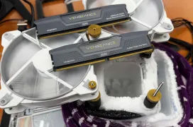 Récord de memoria DDR5, esta vez se ha alcanzado los 13.530 MT/s con memoria CORSAIR y placas GIGABYTE