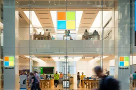 Satya Nadella dice que quien no se suba al carro de la IA dentro de Microsoft tiene que salir de la compañía