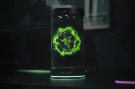 Razer Project AVA convierte la IA en un compañero holográfico de escritorio con cámara, seguimiento visual y enfoque gamer