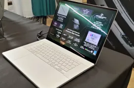 Los portátiles finos y ligeros ROG Zephyrus se pasan a los Intel Core Ultra 3 Series junto a las RTX 5090