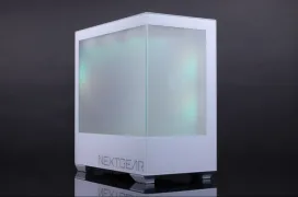 La caja del PC gaming NEXTGEAR EG es capaz de atenuar sus cristales templados frontal y lateral para ocultar su interior