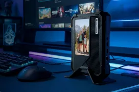 UnifyDrive UP6: el híbrido entre NAS y Mini PC que integra una pantalla de 6 pulgadas y batería propia