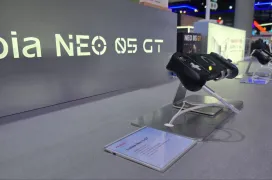 El nuevo Nubia Neo 5 GT es la apuesta de ZTE para el gaming: Gatillos de 550Hz y accesorio gamepad para mayor comodidad