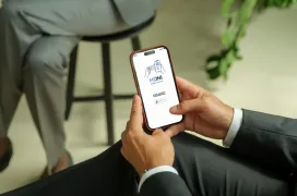 El DNI en el móvil pasa a ser una forma legal de identificarse en España con MiDNI