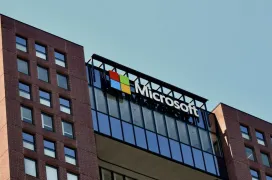 Microsoft amplía su familia MAI con modelos de voz, transcripción e imagen, pero sigue lejos de jugar en la misma liga que OpenAI o Google