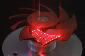 Los ventiladores negros de Noctua no son solo estética: así afectan los pigmentos a su fabricación