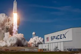 SpaceXAI pierde más de 50 empleados tras la fusión entre SpaceX y xAI, según The Information