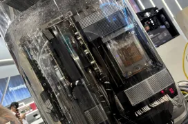 Enermax Cirrus Mk II: un sistema de refrigeración por inmersión de 5.500W capaz de manejar dos NVIDIA RTX 5090 sin ventiladores