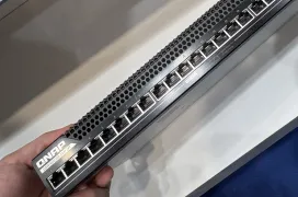 QNAP QSW-M7230-2X4F24T: un switch gestionable Lite L3 de 1U con puertos de 10, 25 y hasta 100 GbE
