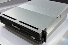 Synology DVA7400 y DVA3000: dos nuevos appliances que reconocen caras, leen matrículas y buscan en el vídeo por texto con IA local