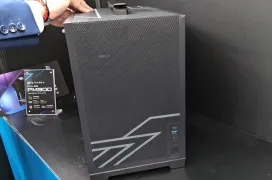 Pulse PM300 de Einarex quiere ser la caja que llevas a las LAN parties sin renunciar a nada