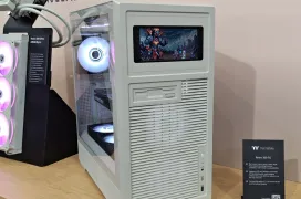 Diseño retro junto con conectivididad y materiales modernos en la Thermaltake Retro 360 TG