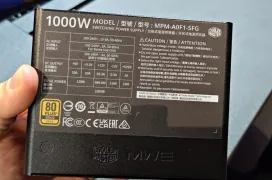 Las nuevas fuentes Cooler Master MWE Gold V4 ya se pueden reservar: llegan con formato ATX 3.1 y un LED que te avisa si peligra tu tarjeta gráfica