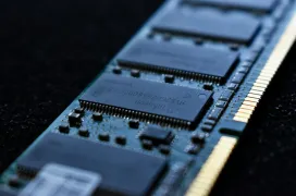 Silicon Motion confirma un giro en el mercado SSD: el canal retail se hunde mientras los fabricantes de PC absorben cada vez más unidades
