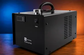 Alphacool lanza el ES Chiller 700, un sistema de refrigeración por compresor para servidores y workstations