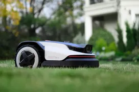 El nuevo Roborock RockNeo Q2 LiDARes un robot cortacésped con IA, LiDAR y doble cámara