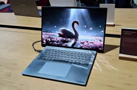 Lenovo Project Swan transforma una pantalla de 14 pulgadas y formato 4:3 en una de 17 pulgadas y 16:9