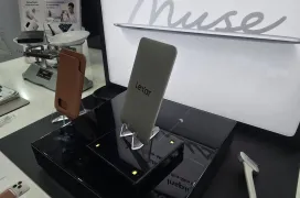 Este es "el SSD portátil más fino del mundo" según Lexar: llega el Muse Ultra-Slim Portable con solo 3,8 mm de grosor