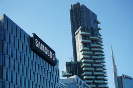 Samsung destinará el 50% de su producción en 4 nm a fabricar las matrices base de la memoria HBM4