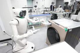 LG llenará una instalación de 10.000 m2 con cientos de robots para entrenar su IA