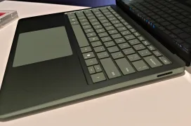 Snapdragon X2 Plus y hasta 22 horas y media de batería, así es el nuevo Microsoft Surface Laptop 13