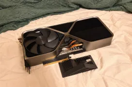 A una RTX 4090 Founders Edition se le desprende una sección del disipador al mover el PC