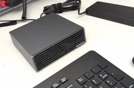 Gigabyte AI TOP ATOM Review, 128 GB de memoria unificada y 200 GbE para llevar la IA local a tu mesa