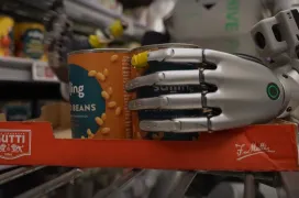 Algunos supermercados daneses están probando robots para reponer productos