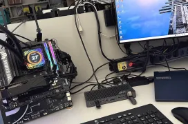 AV Access iDock B12 Review, el Dock Station definitivo con KVM para portátil y sobremesa gaming con carga, pantalla dual y conectividad de alta velocidad