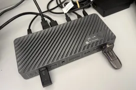AV Access iDock B12 Review, el Dock Station definitivo con KVM para portátil y sobremesa gaming con carga, pantalla dual y conectividad de alta velocidad