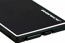 El Renice X9 cuenta con conector R-SATA y hasta 2TB de capacidad