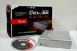 Grabadora dual de DVD a 8x de Artec