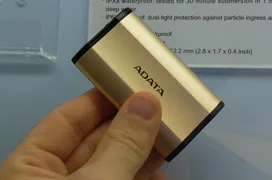 ADATA nos enseña un SSD externo en miniatura que alcanza los 500 MB/s