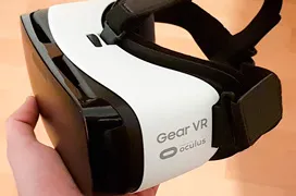 Samsung trabaja en una nueva versión de sus gafas Gear VR con USB-C