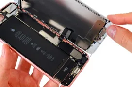El iPhone 7 Plus tiene 3 GB de RAM y 2.900 mAh de batería