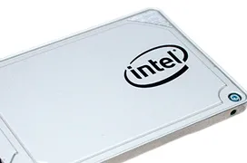 SSD SATA Intel 545s para mercado doméstico