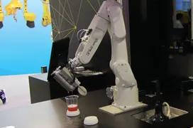 Lo último de ACER es un robot que te preparará y servirá tu cóctel favorito