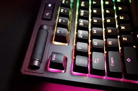 ROG Strix Flare, así es teclado gaming mecánico RGB de ASUS